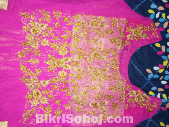 মেয়েদের জন্য গাউন। ভালো কোয়ালিটির প্রোডাক্ট